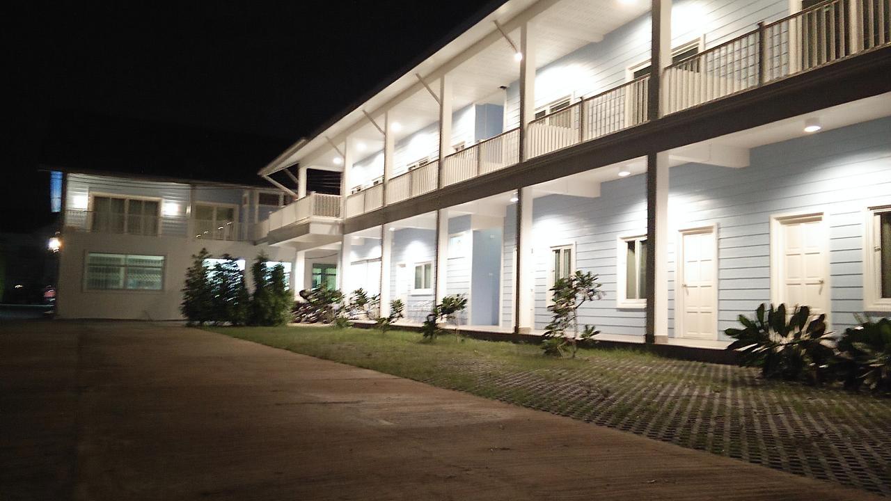 Vanilla Ville Resort Khlong Thom Exterior photo
