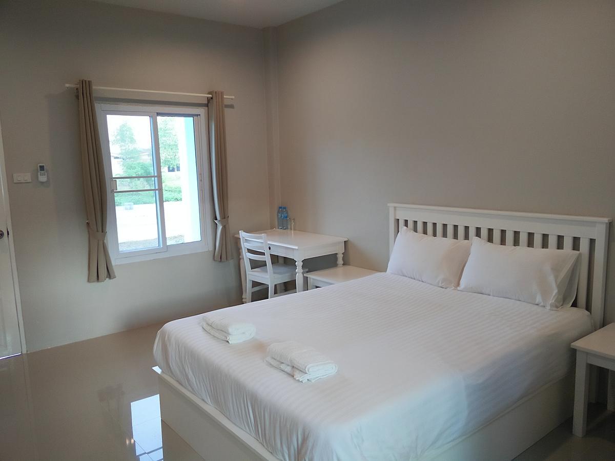 Vanilla Ville Resort Khlong Thom Exterior photo